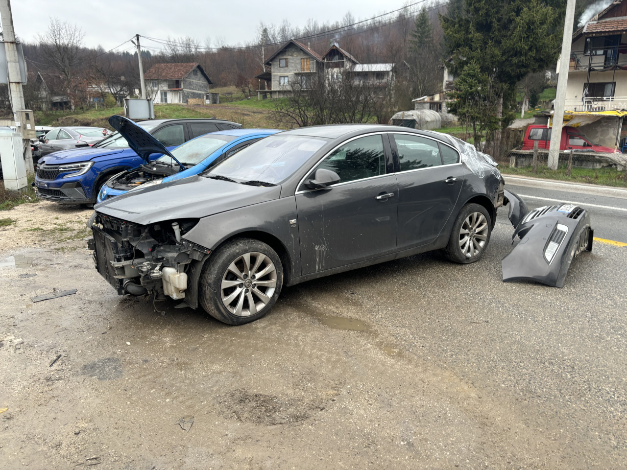 Opel imsignia 2.0 d 2011 xsenon dijelovi