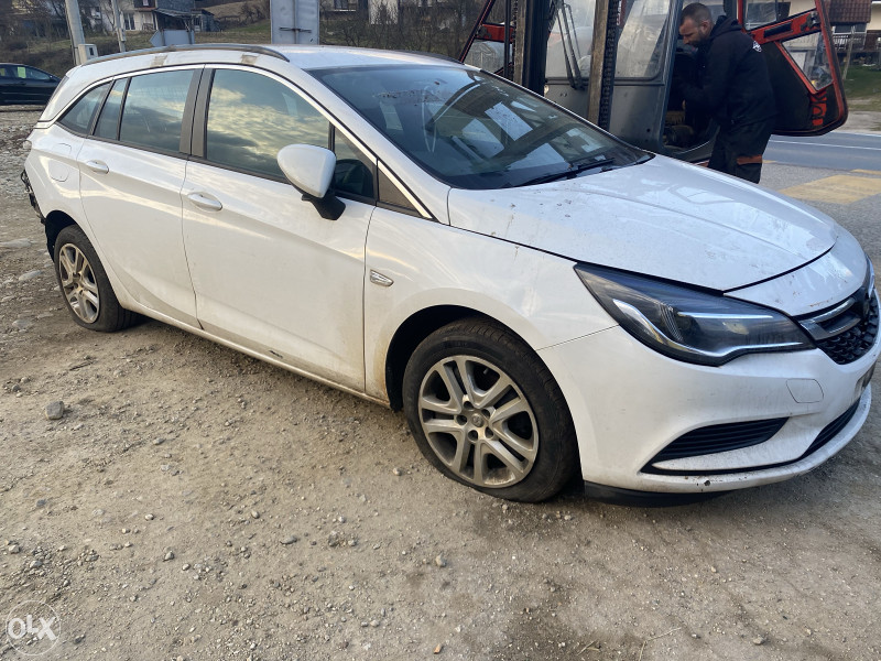 Opel astra k karavan dijelovi 063/117-176. 063/992-835
