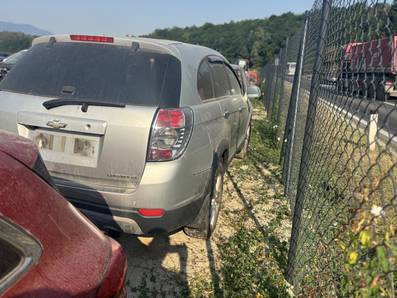 Chevrolet captiva 2.2 d 2012 automat dijeljvi
