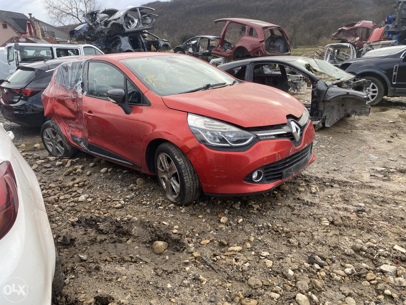 Renault clio 1.5 dci 2015 dijelovi 063/117-176  063/992-835