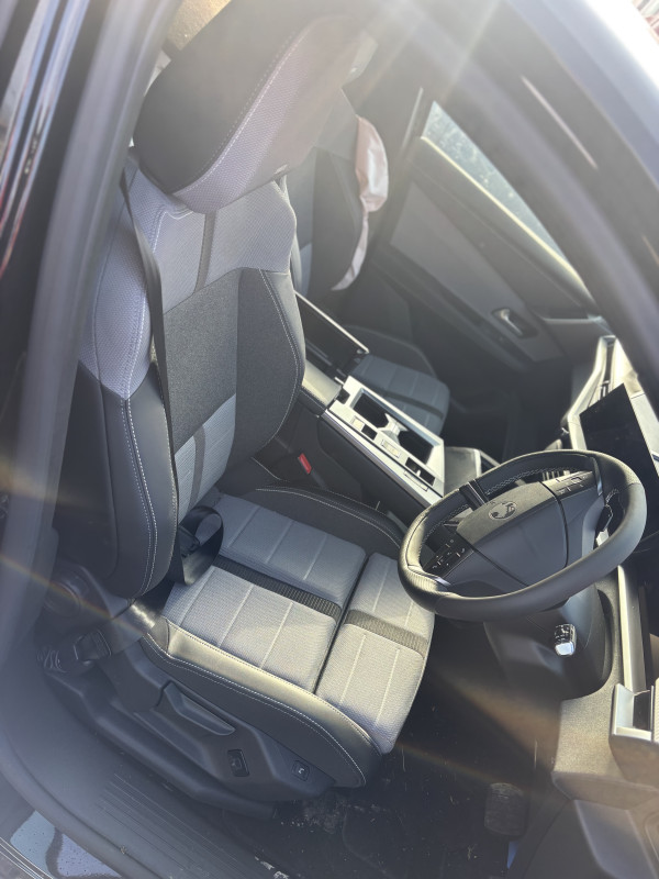 Opel grenland hibrid 2025g dijelovi