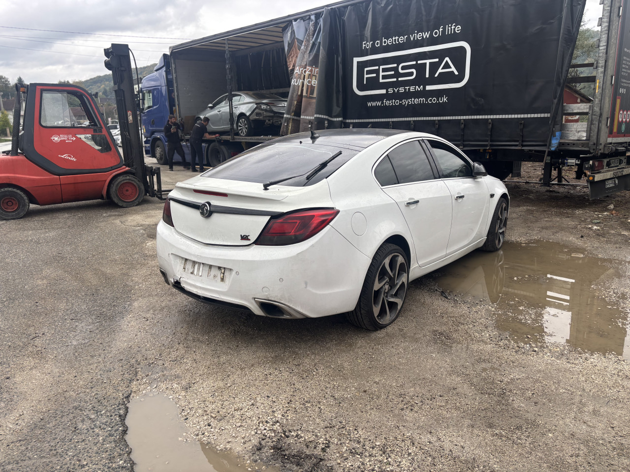 Opel insignia opc 2012g dijelovi