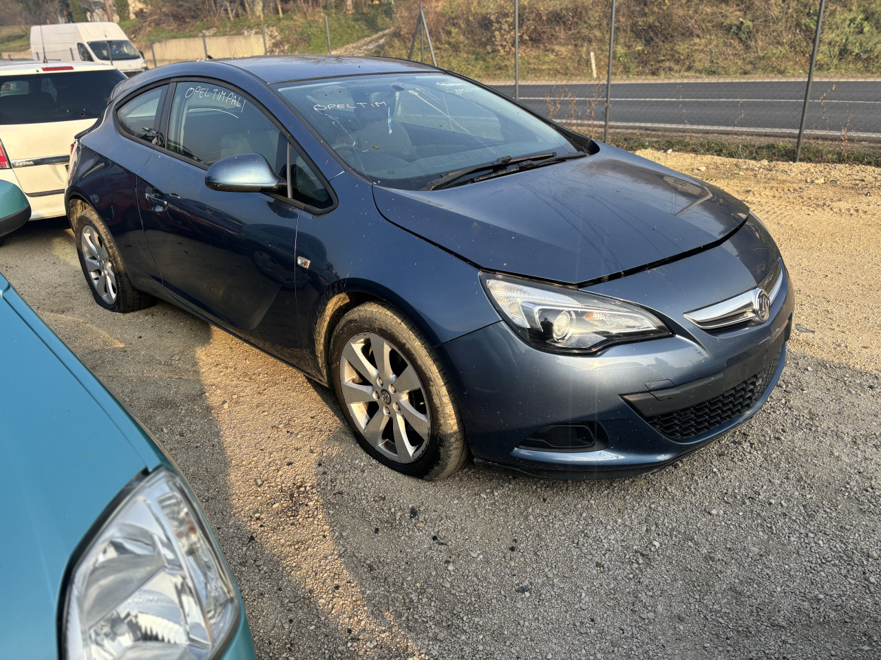 Opel astra j 1.4turbo 2013 g dijelovi