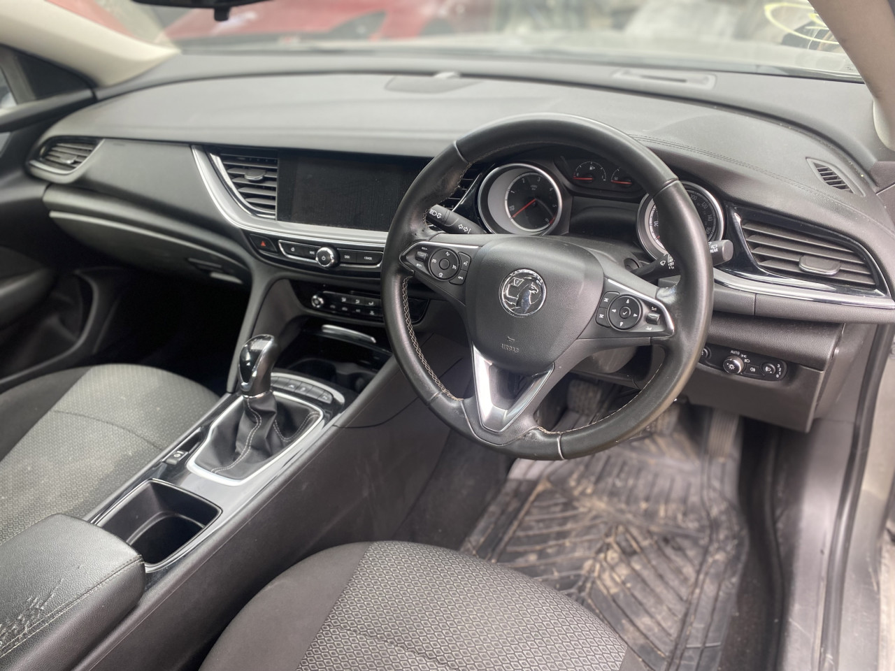 Opel insignia b 1.6 d 2017 dijelovi