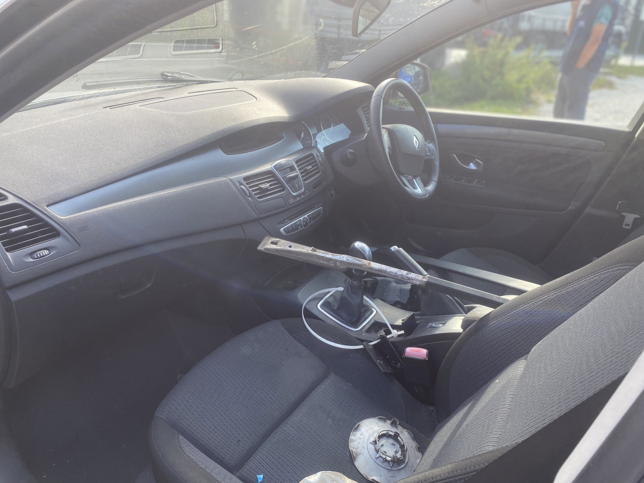 Renault laguna 3 2.0 d za dijelove