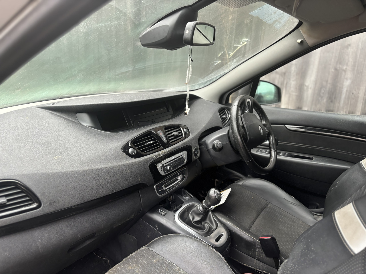 Renault scenic 1.5dci 2013g dijelovi