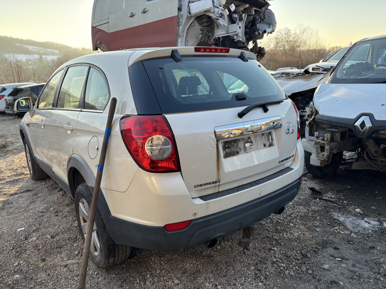 Chevrolet captiva 2,2 d 4x4 manelac dijelovi