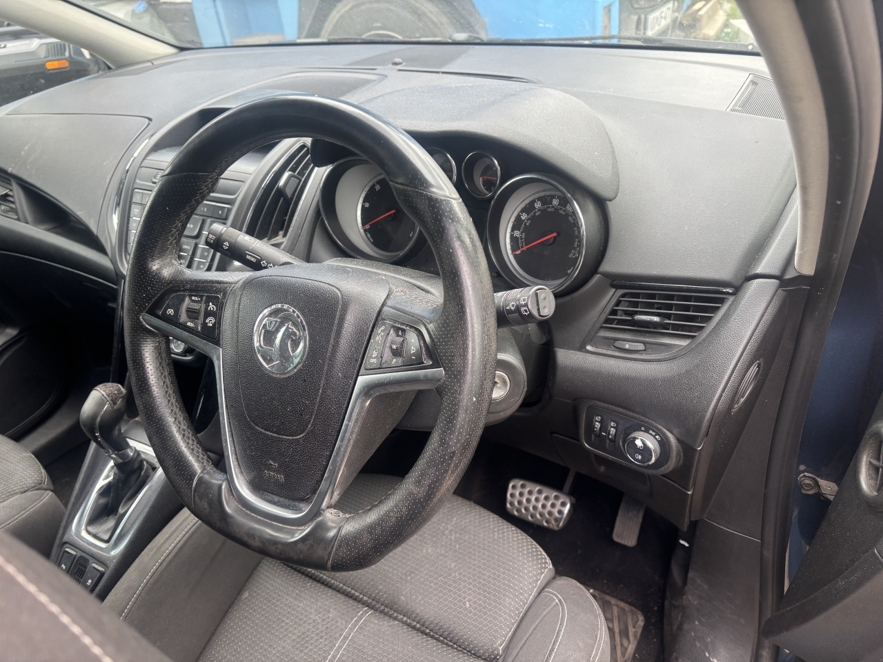 Opel zafira 2.0d automatic 2016 dijelovi