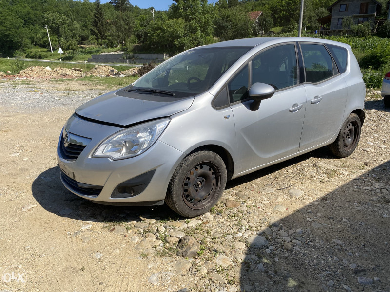 Opel meriva b 1.4 2010 god dijelovi 063/117-176