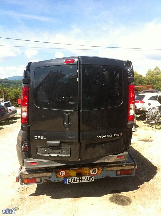 opel vivaro 2013 dijelovi