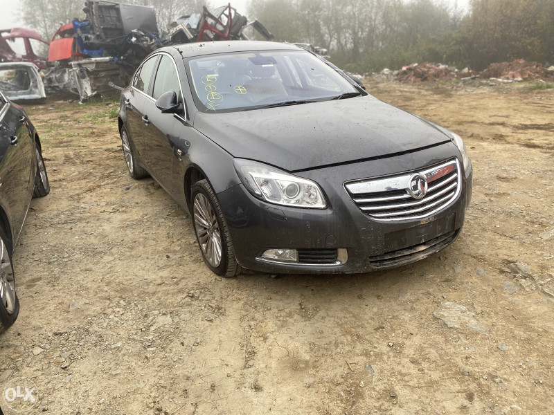Opel insignia xsenon dijelovi 063/117-176. 063/992-835