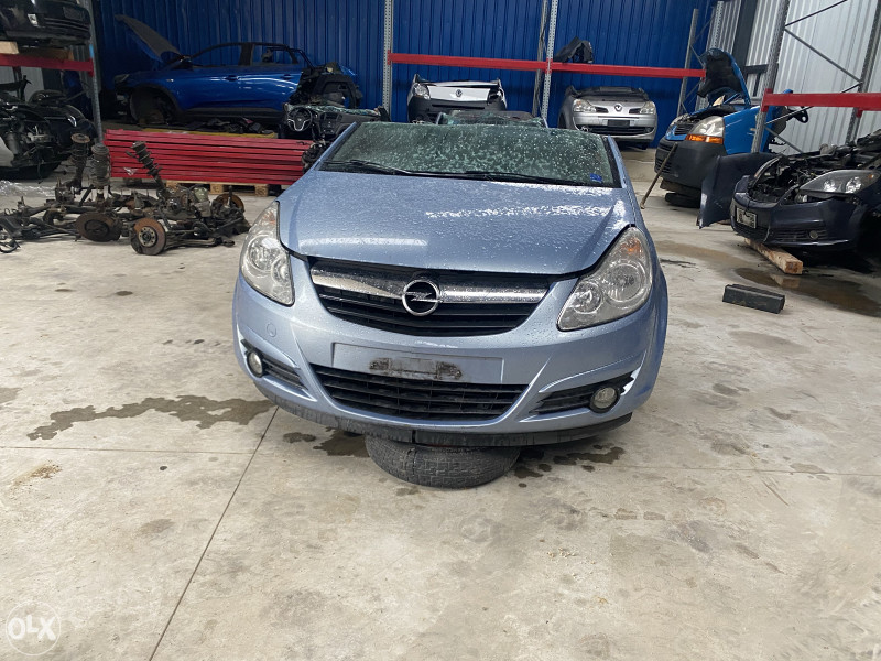 Opel corsa 1.3 jtd dijelovi 063/117-176. 063/992-835