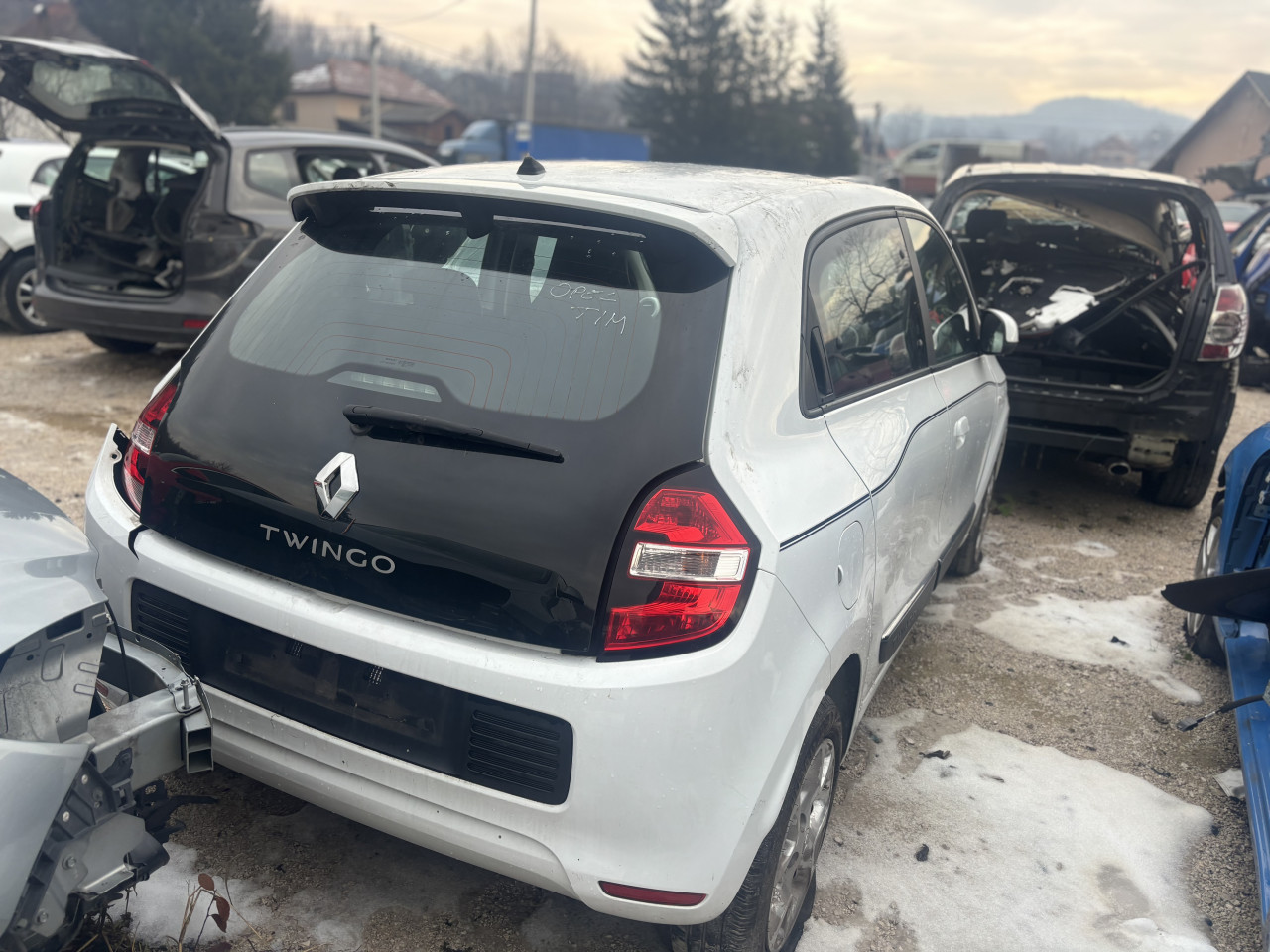 Renault twingo 1.2b 2016 g dijelovi
