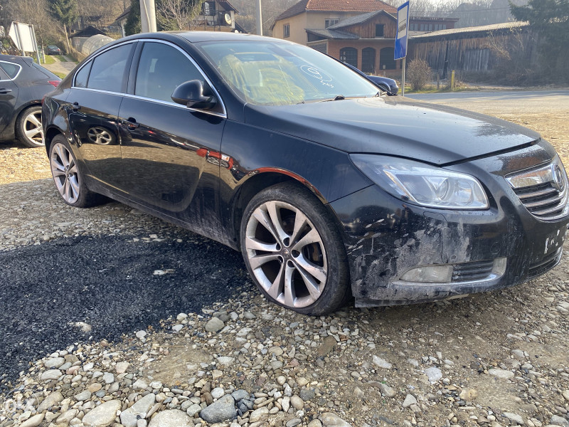 Opel insignia 2.0 turbo benz 4x4 dijelovi 063/117-176. 063/992-835