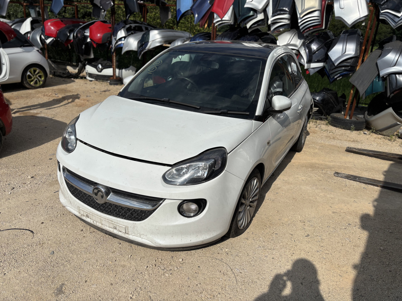 Opel adam 1.4 2014g dijelovi