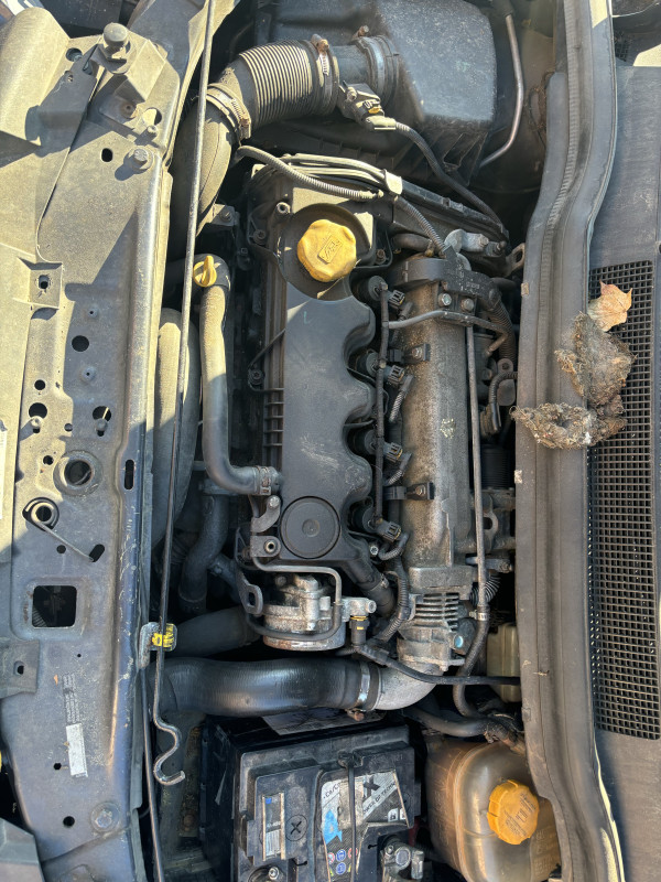Opel zafira  b 1.9 88kw  2006 dijelovi