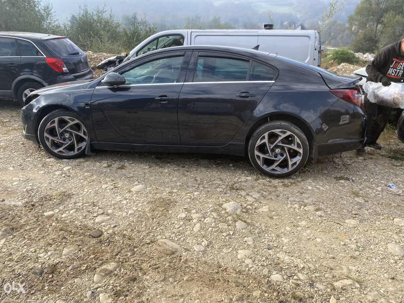 Opel insignia opc line 2.0 d dijelovi 063/117-176  063/992-835
