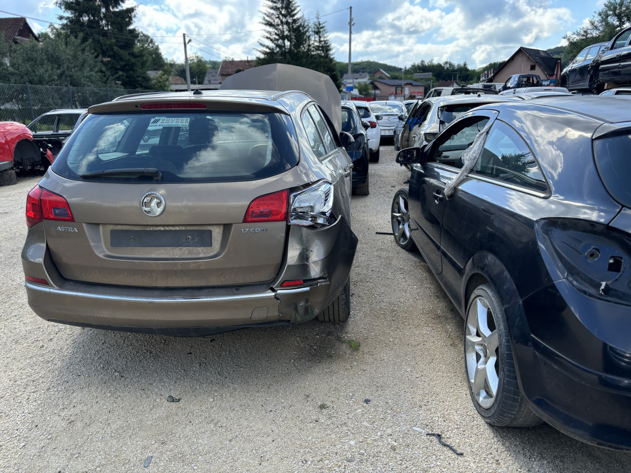 Opel astra j 1.7d 2015g dijelovi