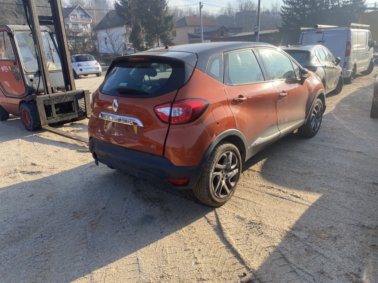 Renault captur 1.5 d 2015 dijelovi  063/117-176