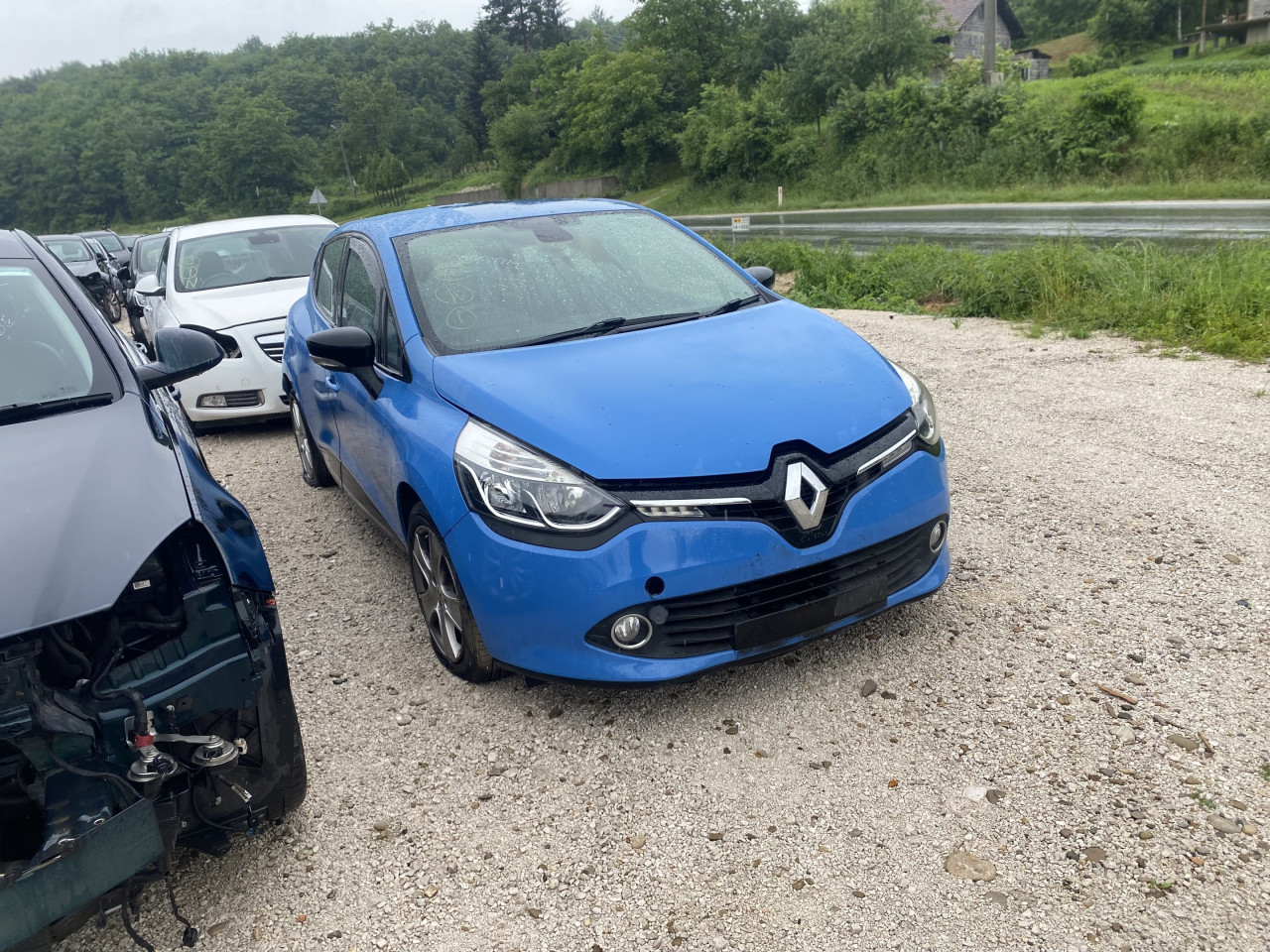 Renault clio  1.5 dci 2013 god dijelovi