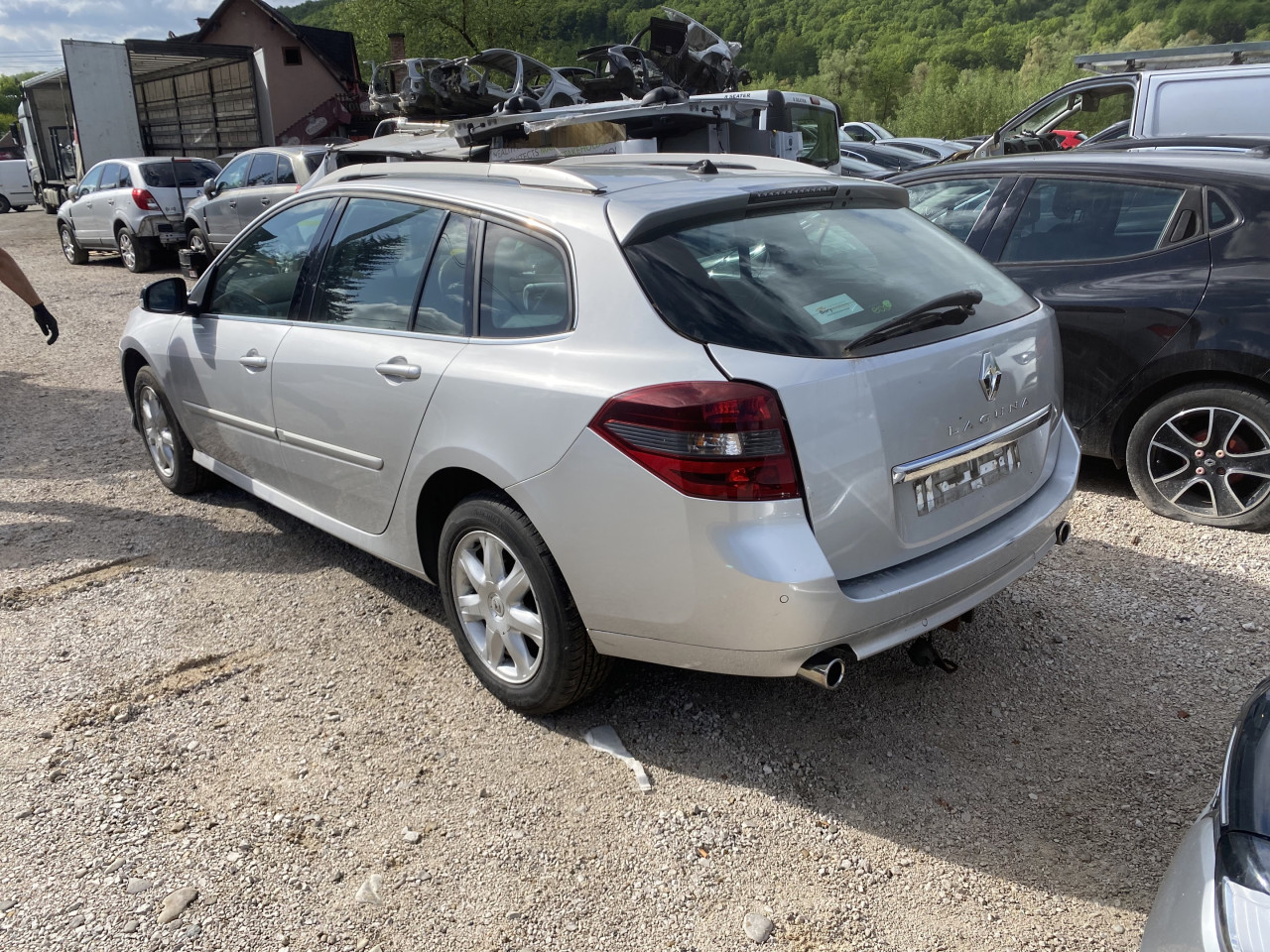 Renault laguna 2.0 d 2009 dijelovi  063/117-176