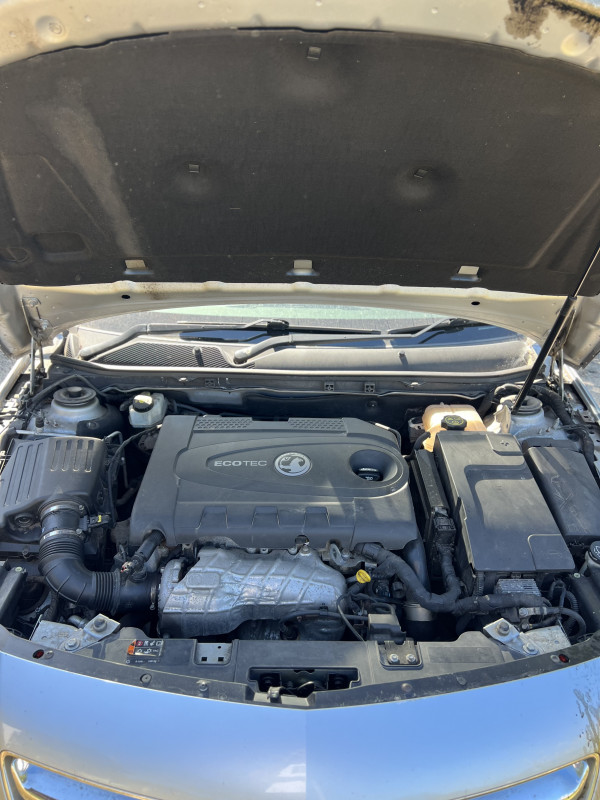 Opel insignia 2.0d 2015 dijelovi