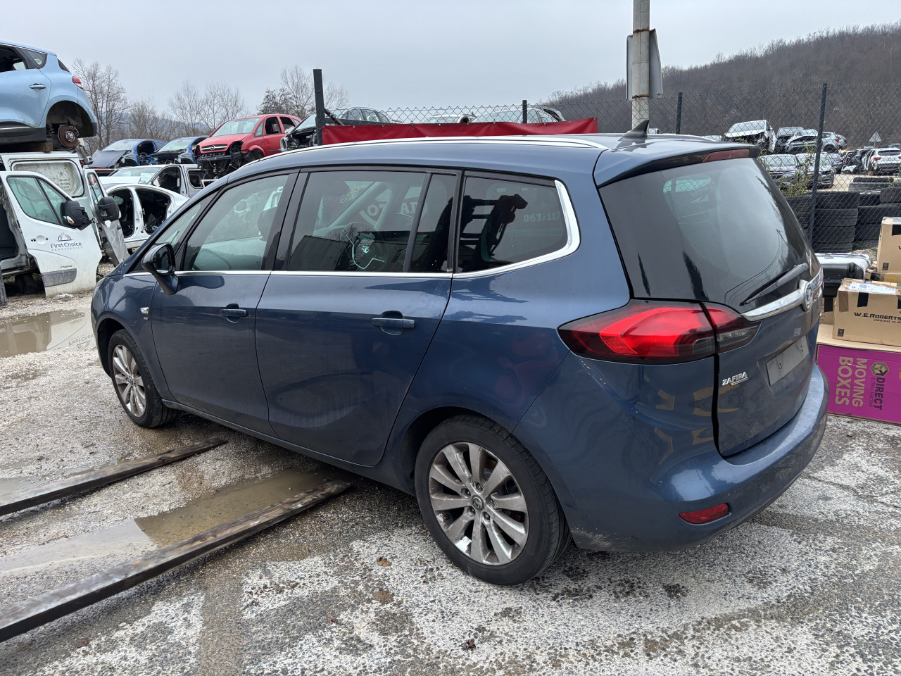Opel zafira b 1.6d 2015 dijeljvi