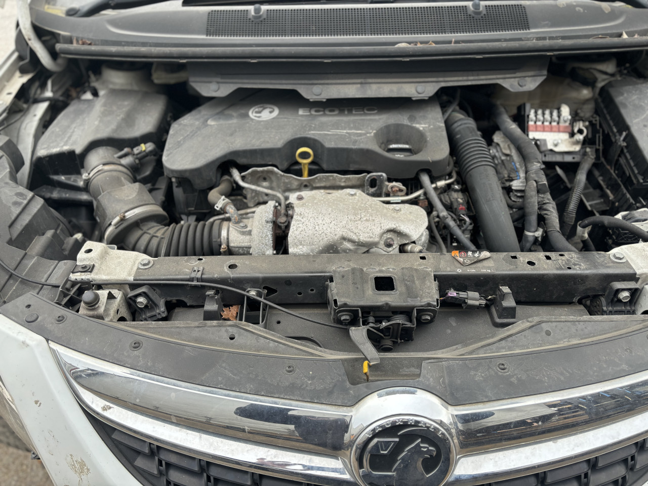 Opel zafira c 2.0d dijelovi