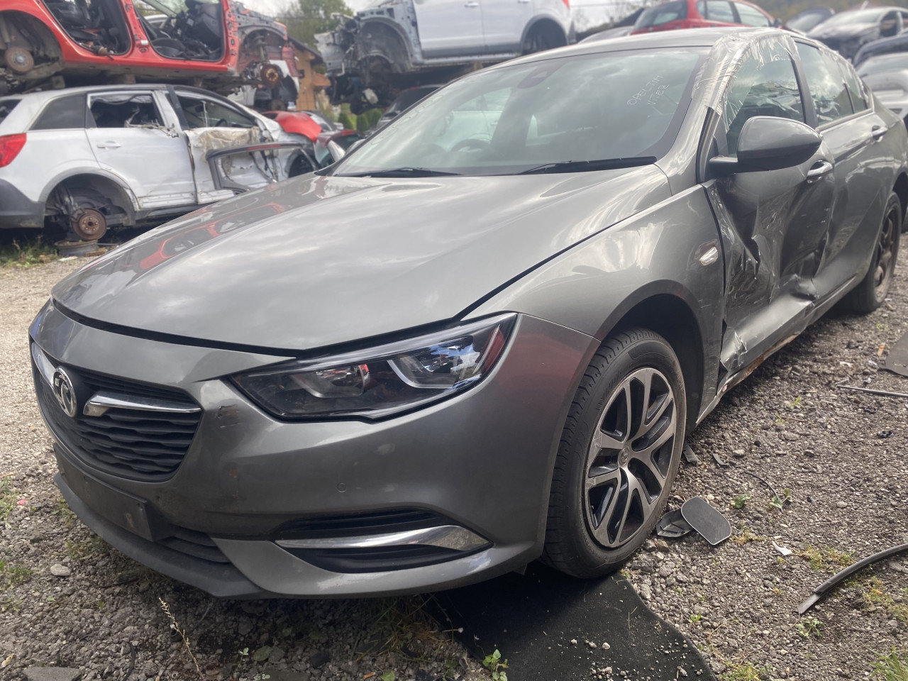 Opel insignia b 1.6 d 2017 dijelovi