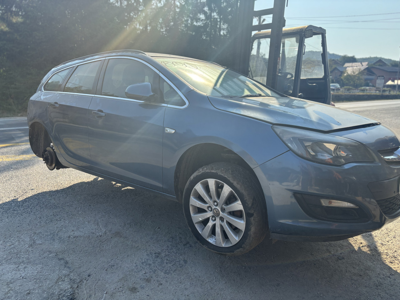 Opel astra j 1.6d 2015g dijelovi