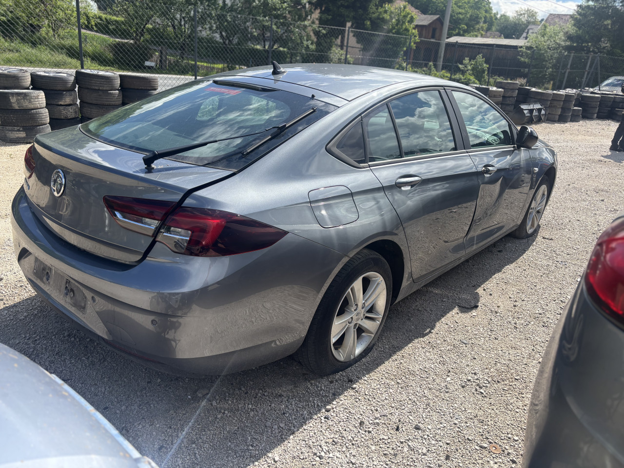 Opel insignia b 1.5d 2021g dijelovi