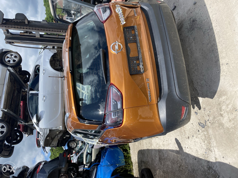 Opel crossland dijelovi 063/117-176. 063/992-835