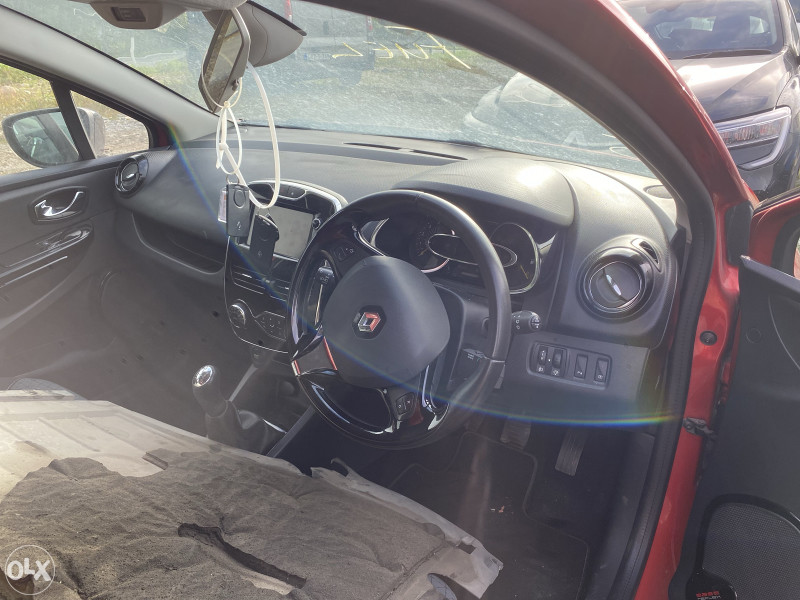 Renault clio 4 dijelovi 063/117-176. 063/992-835
