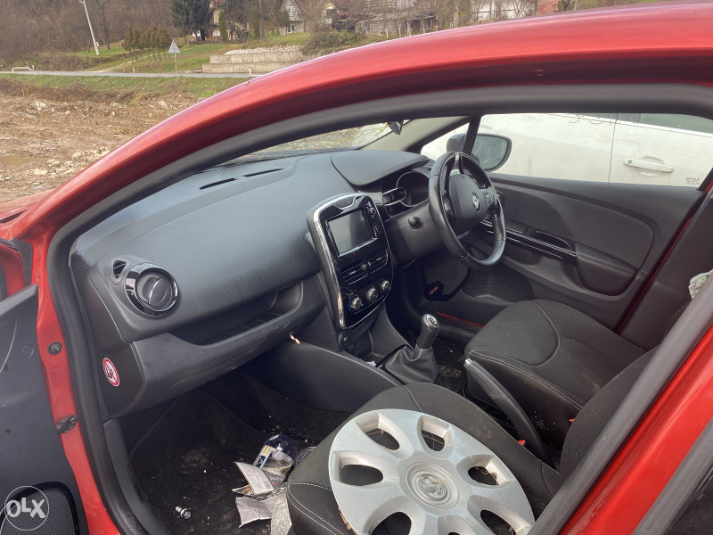 Renault clio 1.5 dci 2015 dijelovi 063/117-176  063/992-835