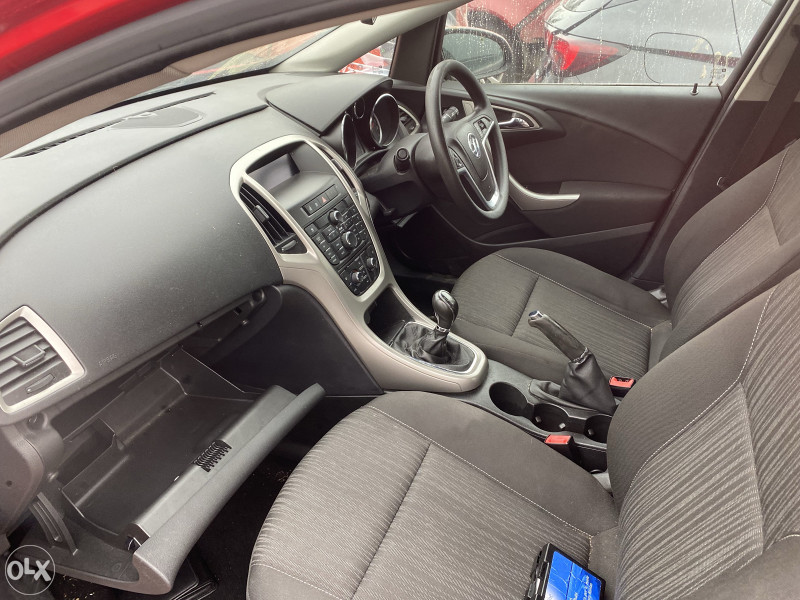 Opel astra j 1.7 d dijelovi 063/117-176  063/992-835
