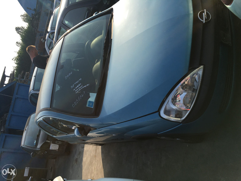 opel corsa c dijelovi vise komada 063117176