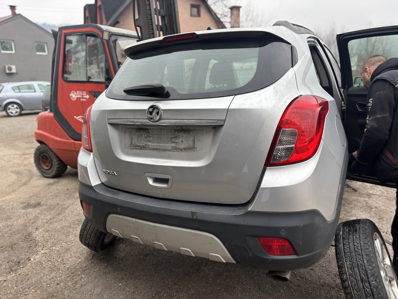Opel moka 1.6b 2013g dijelovi