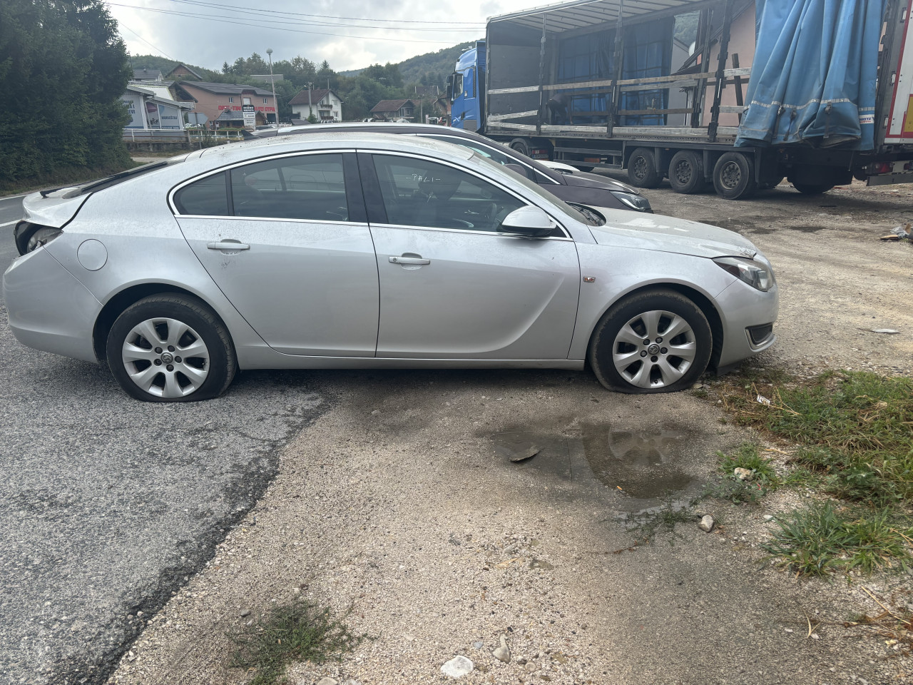 Opel insignia 2014g 1.6d dijelovi