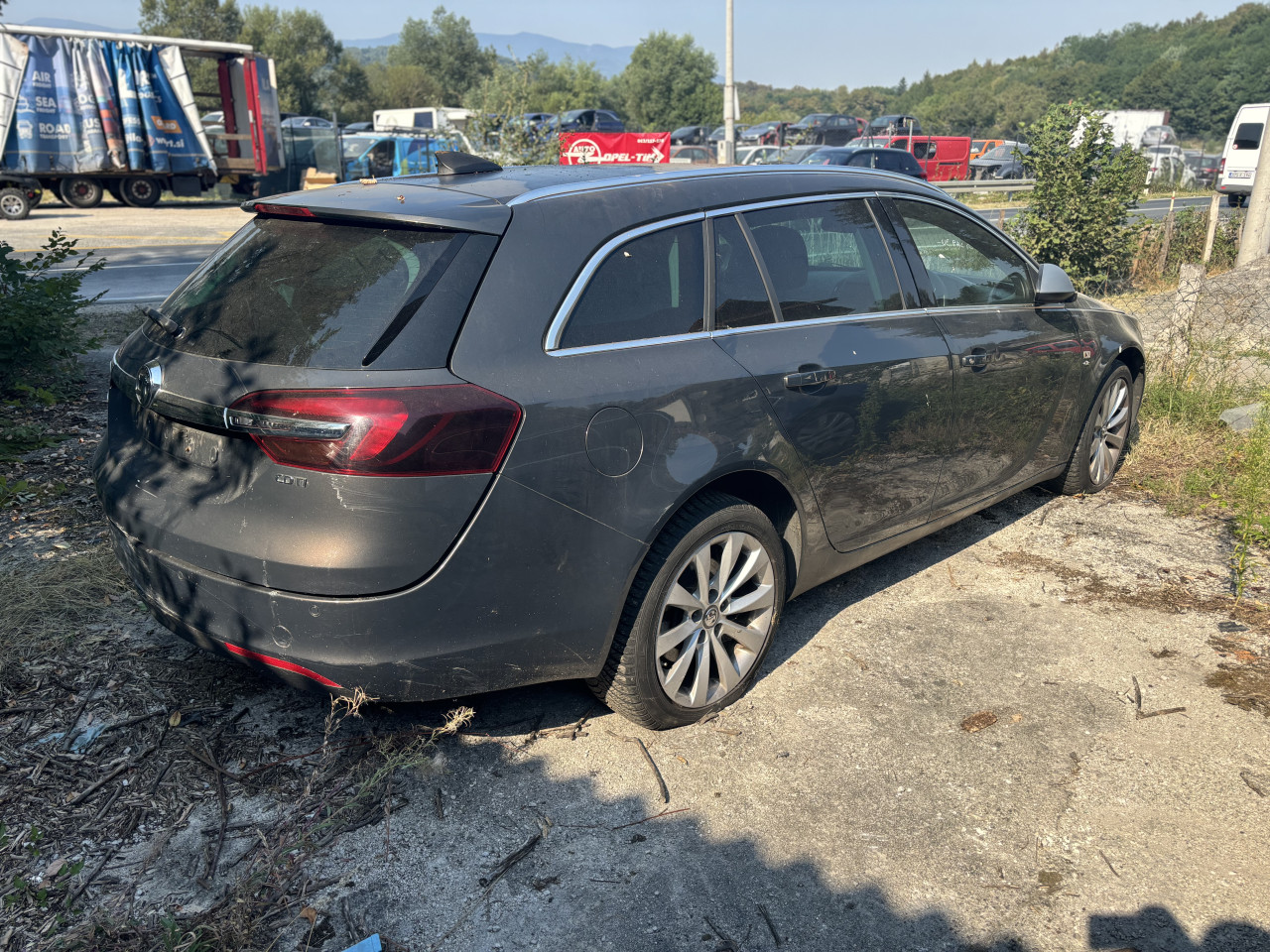 Opel insignia 2.0d 2015 147kw dijelovi