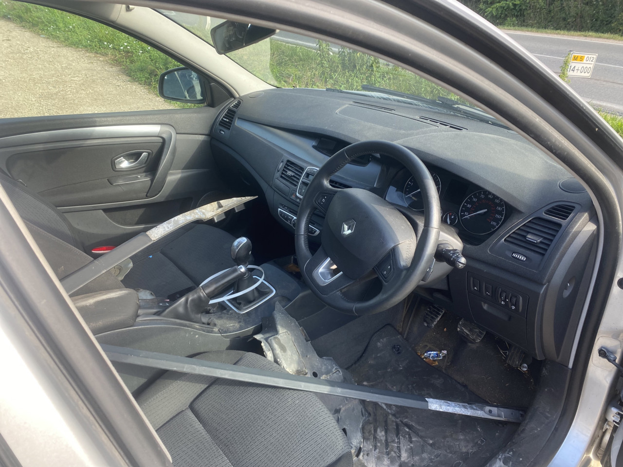 Renault laguna 3 2.0 d za dijelove