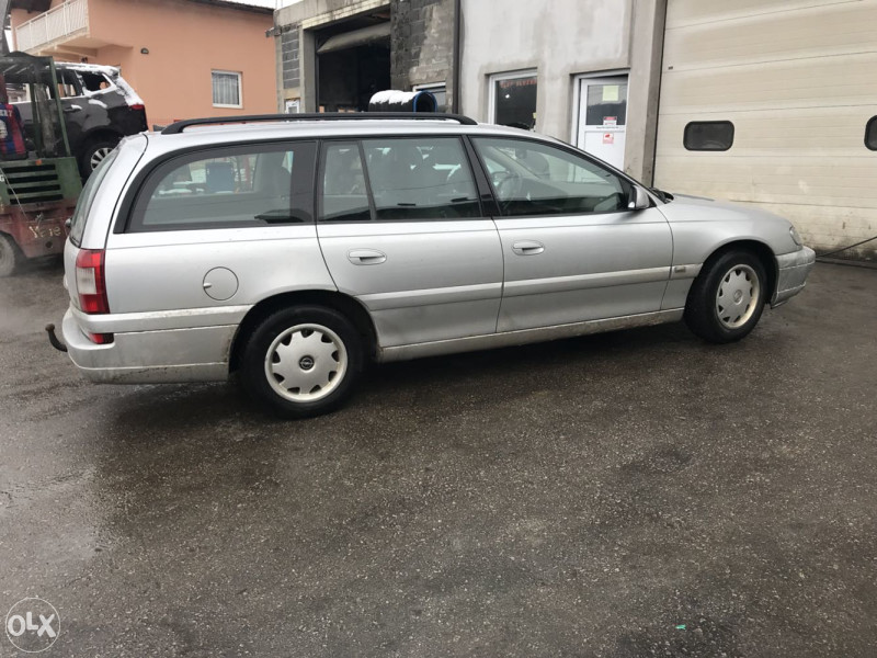 Opel omega 2.2 benzin 106 kw automat dijelovi 063117176