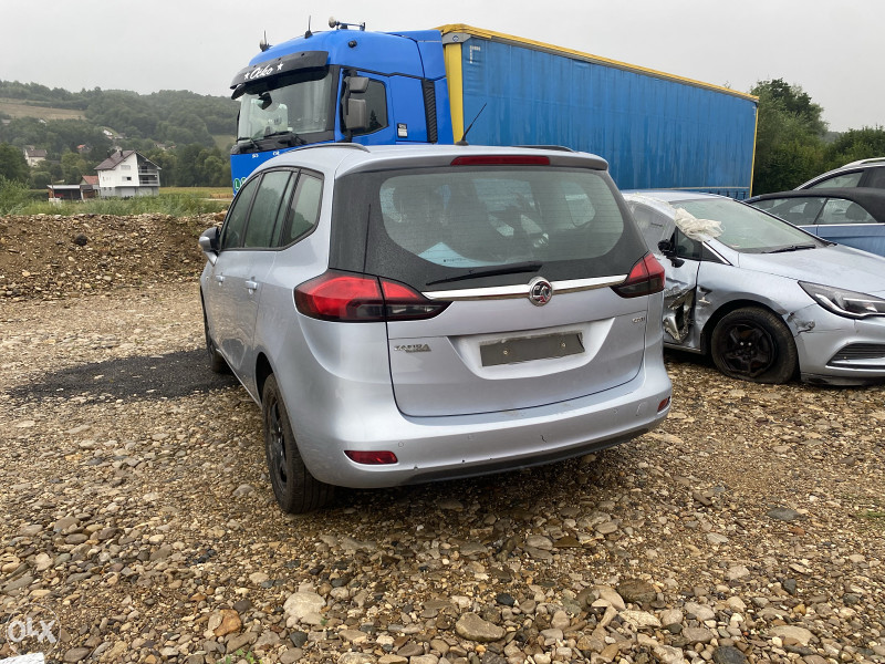 Opel zafira c 2.0 dizel dijelovi 063/117-176. 063/992-835