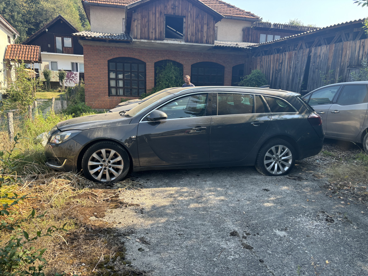 Opel insignia 2.0d 2015 147kw dijelovi