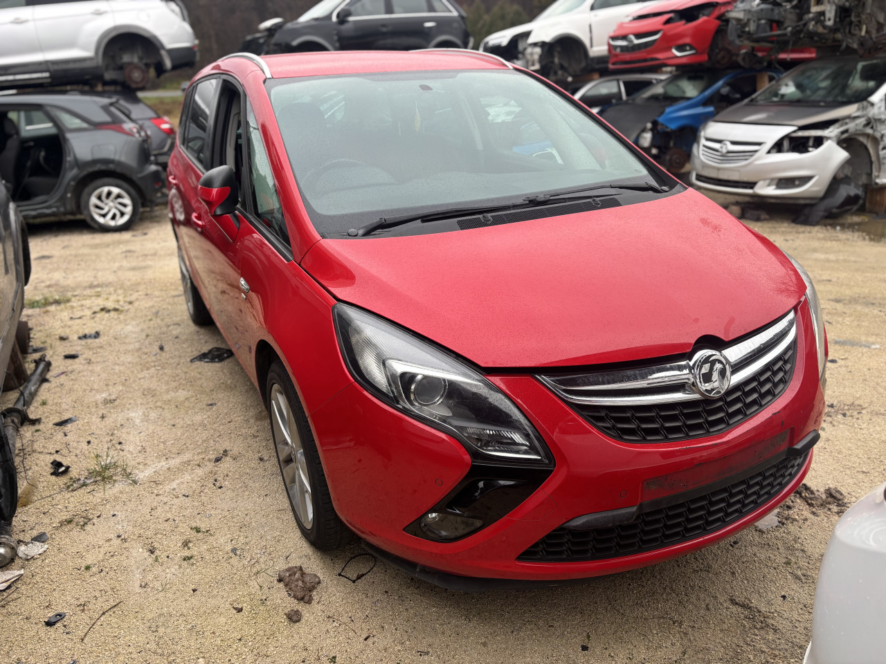 Opel zafira c 1.4b 2016 g dijelovi