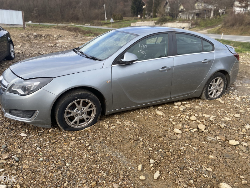 Opel insignia 2.0 d redizajn dijelovi 063/117-176. 063/992-835