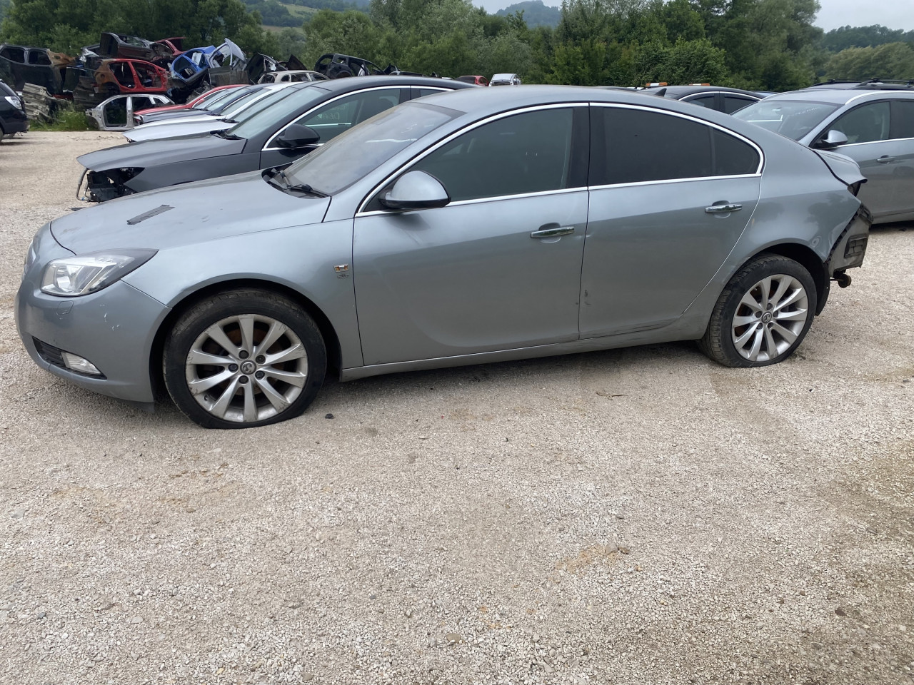 Opel insignia 2.0d xsenon dijelovi