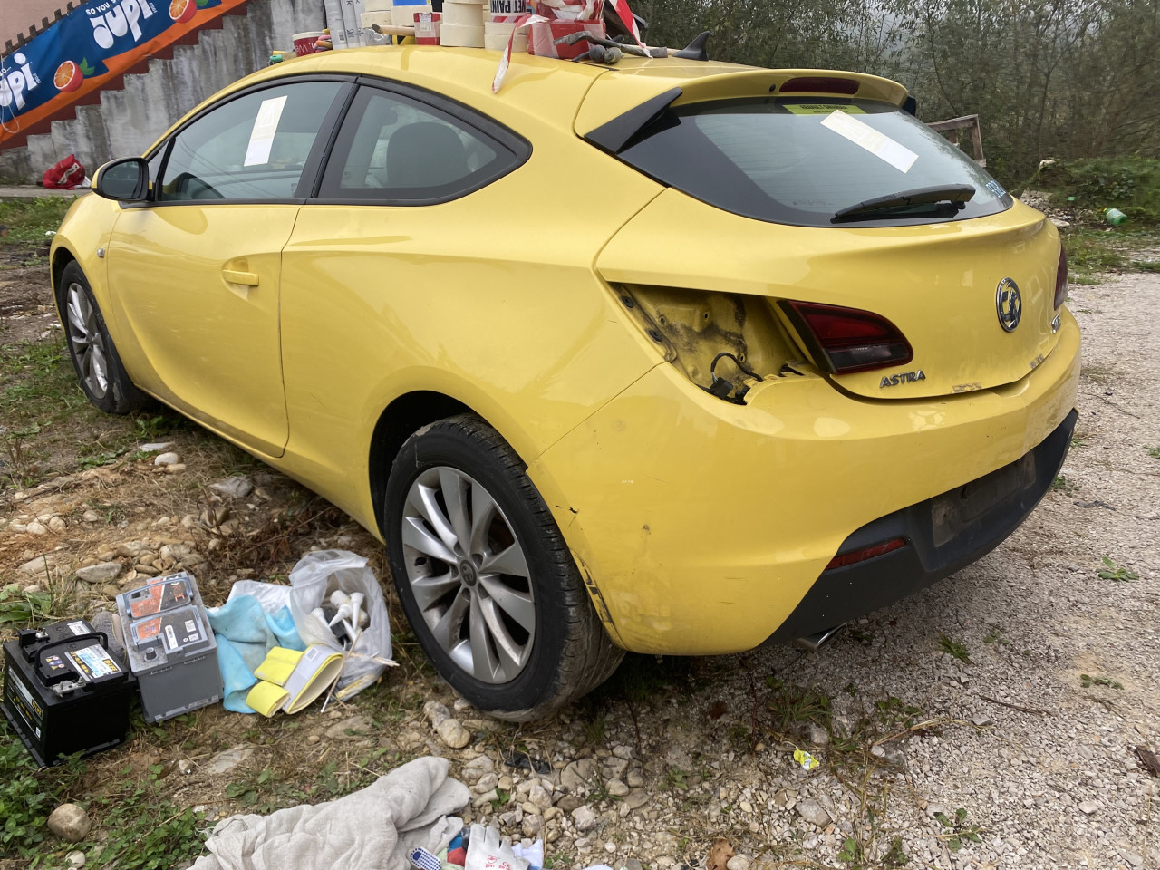 Opel astra j gtc 2.0 d dijelovi