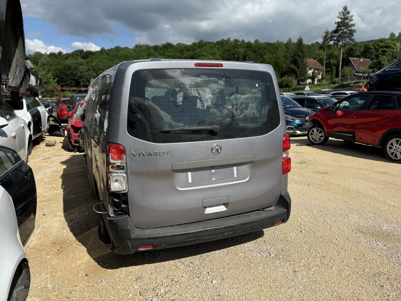Opel vivaro 2023 full elektro dijelovi