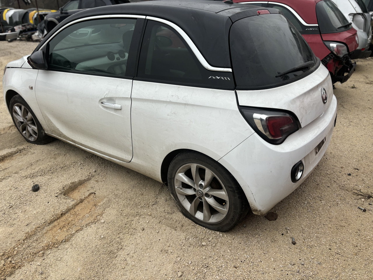 Opel adam 1.4b 2014g dijelovi