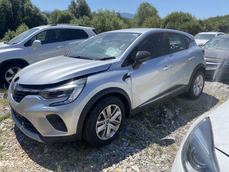 Renault captur 2020 god dijelovi 063/117-176. 063/992-835